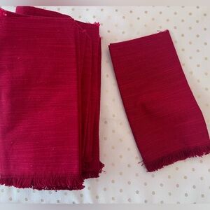 NEW Bundle of 12 table napkins